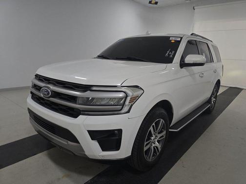 2022 Ford Expedition XLT