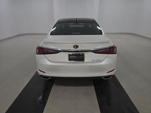 2024 Lexus ES 350 Ultra Luxury