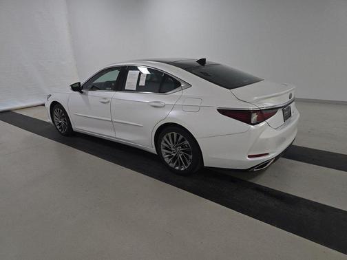 2024 Lexus ES 350 Ultra Luxury