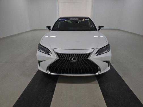 2024 Lexus ES 350 Ultra Luxury