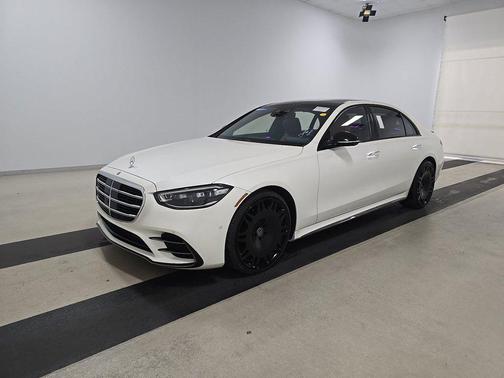 MANUFAKTUR Cashmere White Magno 2023 Mercedes-Benz S-Class S 580 4MATIC Sedan