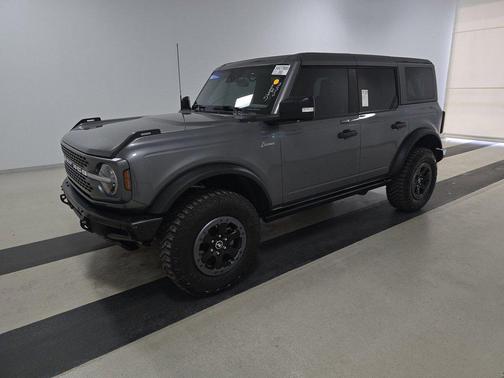 Carbonized Gray Metallic 2023 Ford Bronco Badlands 4 Door Advanced 4x4