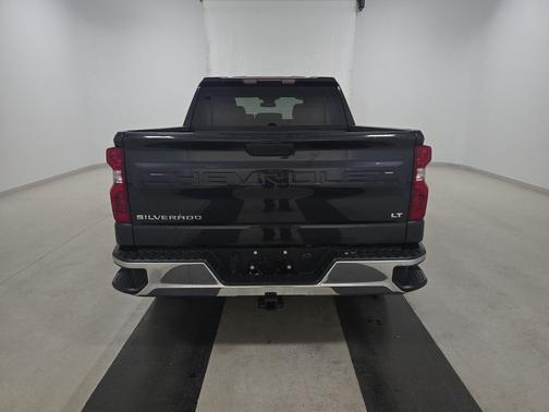 2022 Chevrolet Silverado 1500 4WD Crew Cab 147" LT w/2FL