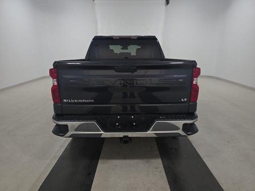 2022 Chevrolet Silverado 1500 4WD Crew Cab 147" LT w/2FL