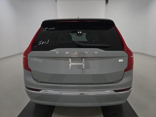 2024 Volvo XC90 Recharge Plug-In Hybrid T8 Ultimate 6-Seater