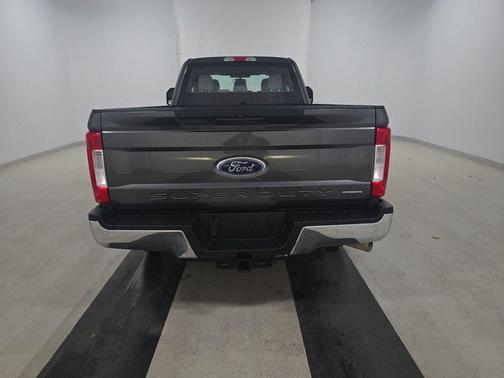 2018 Ford F-350 XL 2WD SuperCab 8' Box