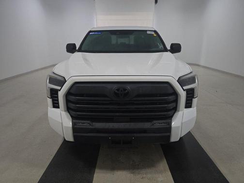 White 2022 Toyota Tundra SR5 Double Cab 6.5' Bed (Natl)