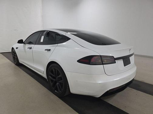 2022 Tesla Model S Long Range