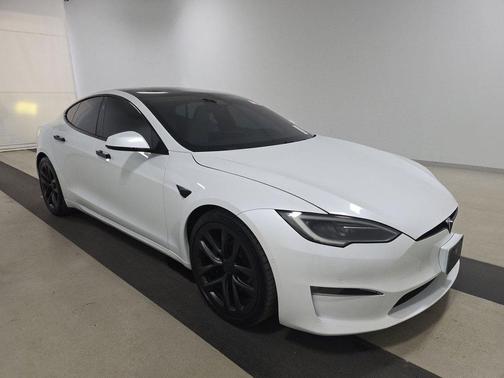 2022 Tesla Model S Long Range