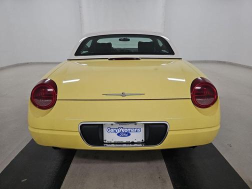 2002 Ford Thunderbird Base