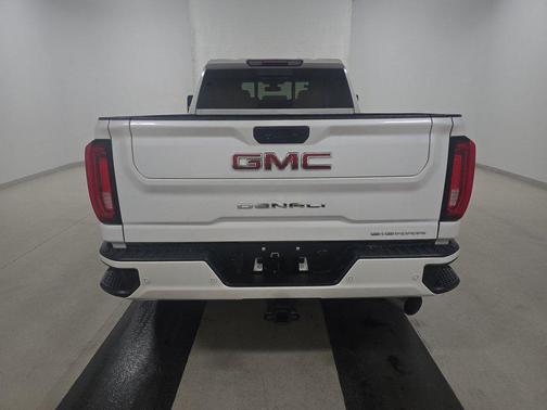 2020 GMC Sierra 2500 Denali