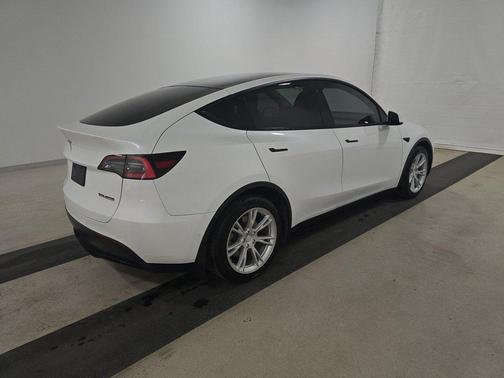 2021 Tesla Model Y Long Range AWD