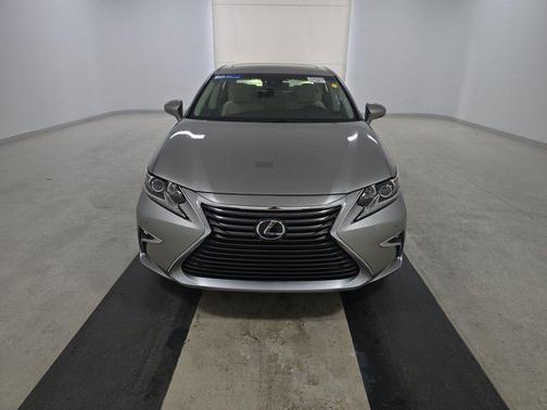 2017 Lexus ES 350 Base