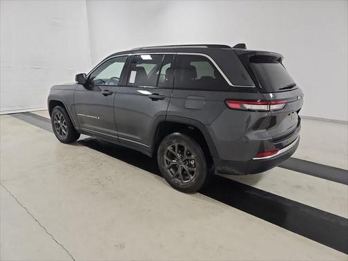 2023 Jeep Grand Cherokee Limited X