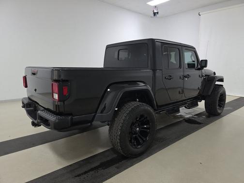 Black Clearcoat 2021 Jeep Gladiator Sport S 4x4