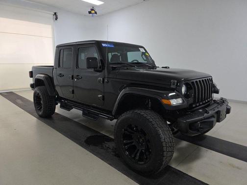 Black Clearcoat 2021 Jeep Gladiator Sport S 4x4
