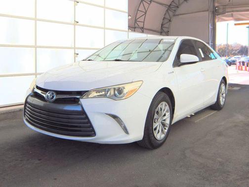 2017 Toyota Camry Hybrid LE