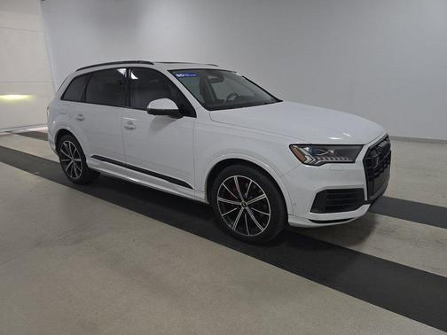 2021 Audi Q7 55 Prestige