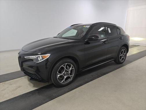 2022 Alfa Romeo Stelvio Sprint