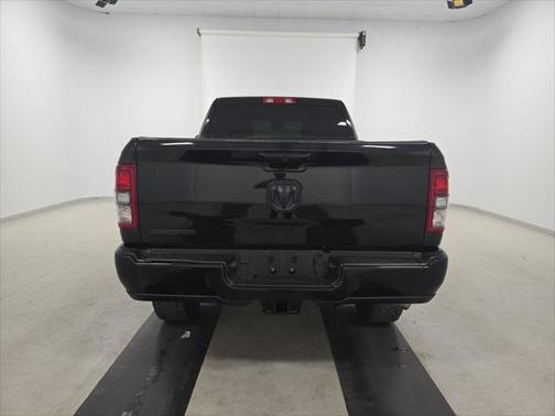 2022 RAM 2500 Big Horn Crew Cab 4x4 6'4' Box