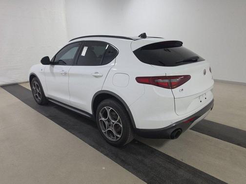 Alfa White 2023 Alfa Romeo Stelvio Ti AWD