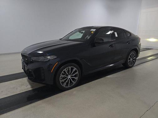 2025 BMW X6 M60i