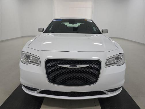 2019 Chrysler 300 Limited
