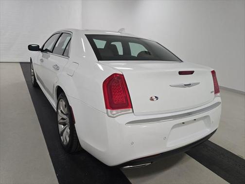 2019 Chrysler 300 Limited