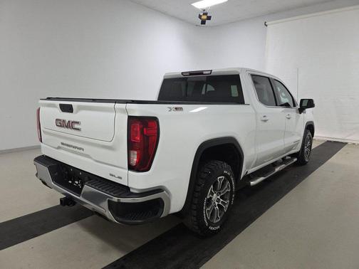 2021 GMC Sierra 1500 SLE