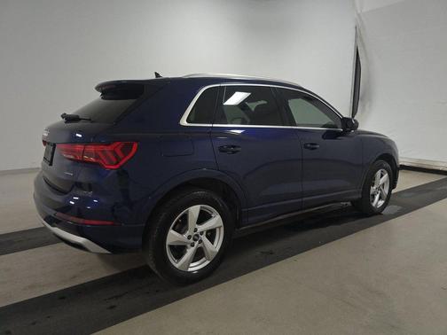2022 Audi Q3 40 Premium