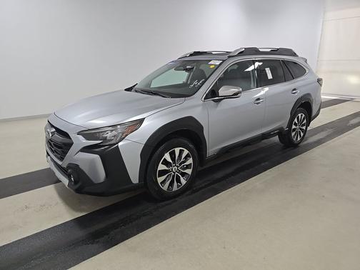 Ice Silver Metallic 2024 Subaru Outback Touring XT