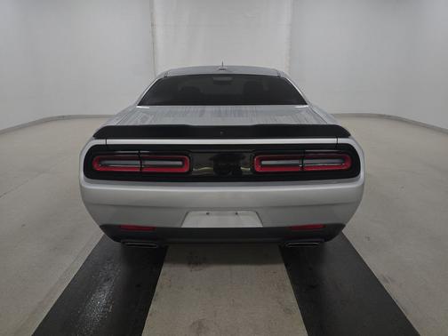 Triple Nickel Clearcoat 2023 Dodge Challenger R/T RWD