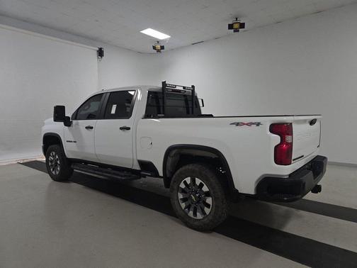 2023 Chevrolet Silverado 2500 Custom