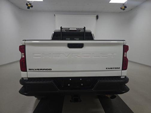 2023 Chevrolet Silverado 2500 Custom