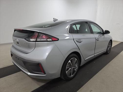 2021 Hyundai IONIQ Plug-In Hybrid SEL