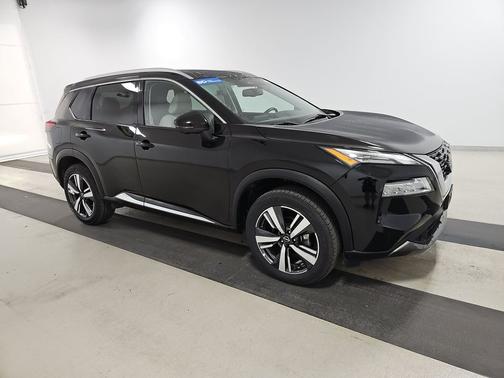 2023 Nissan Rogue AWD SL