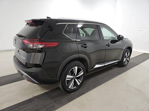 2023 Nissan Rogue AWD SL