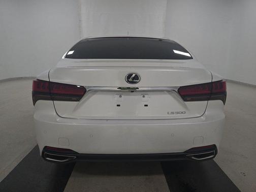 2024 Lexus LS 500 Base