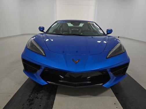 2025 Chevrolet Corvette Stingray w/3LT