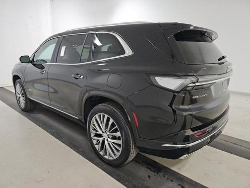 Ebony Twilight Metallic 2026 Buick Enclave 4dr Avenir