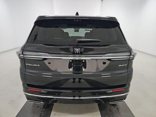 Ebony Twilight Metallic 2026 Buick Enclave 4dr Avenir