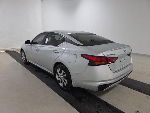 2024 Nissan Altima S FWD