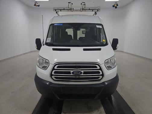 2018 Ford Transit-150 XLT