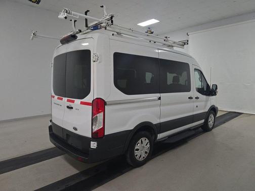 2018 Ford Transit-150 XLT