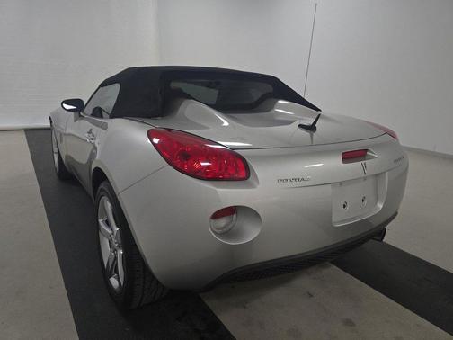 2007 Pontiac Solstice BASE ROADSTER 2.4L 4 CYL
