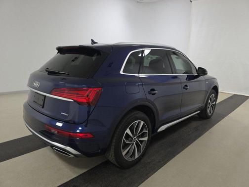 Navarra Blue Metallic 2022 Audi Q5 S line Premium Plus 45 TFSI quattro