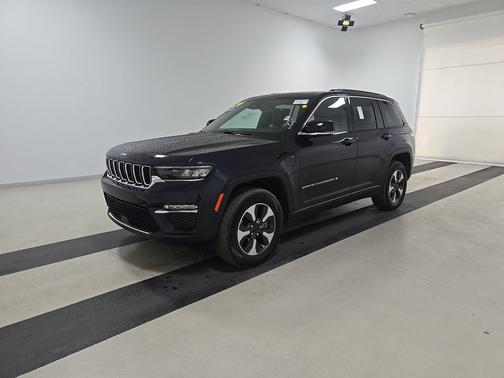 Midnight Sky 2024 Jeep Grand Cherokee 4xe 4x4