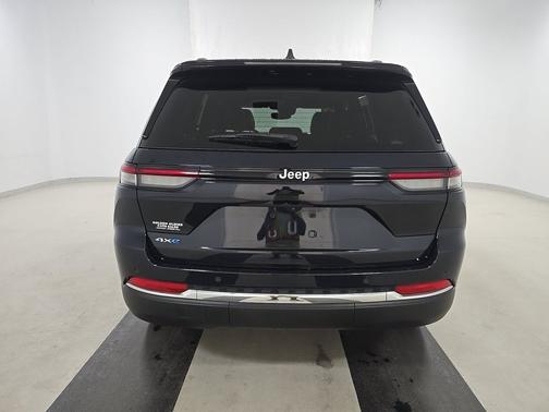 Midnight Sky 2024 Jeep Grand Cherokee 4xe 4x4