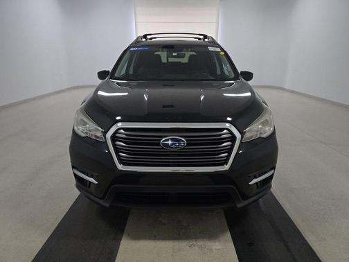 Crystal Black Silica 2019 Subaru Ascent 2.4T Premium 8-Passenger