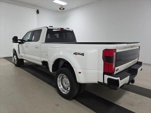 2025 Ford F-450 Platinum
